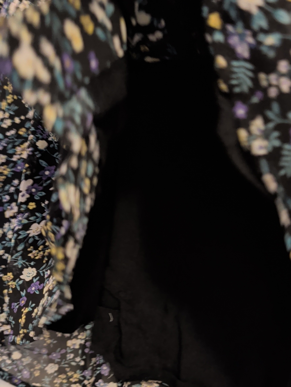 Allison New York Ruffled Floral Blouse NWT - Picture 6 of 8